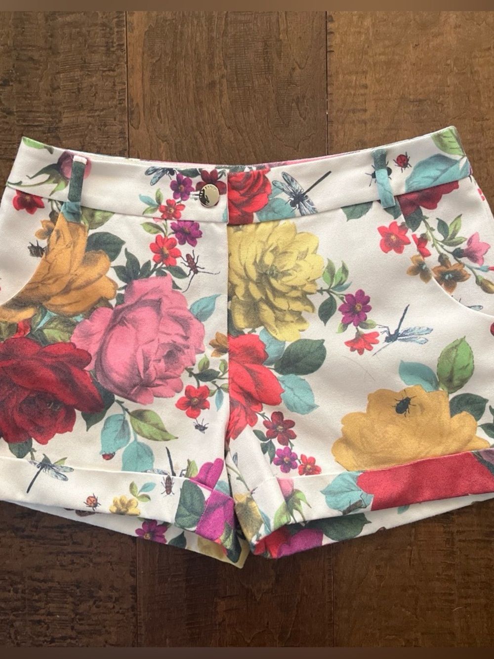 Ted Baker London vintage floral and insect pattern cuffed high-waisted shorts